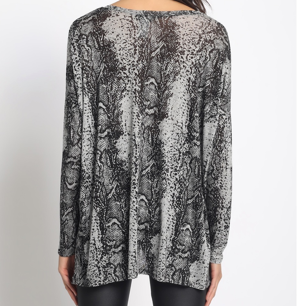 Black & Grey Snakeskin Print LongSleeve Top - Picture 6 of 6